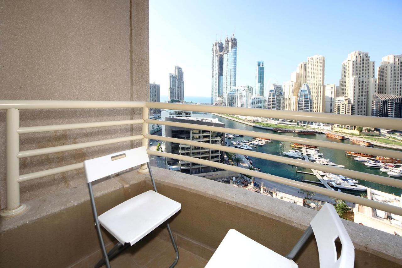 Signature Holiday Homes- Manchester Tower 1 Bedroom Apartment,Dubai Marina Esterno foto